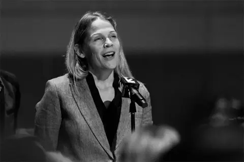 Osne Sejerštad: „Moramo da razumemo zašto je Evropa napadnuta“ - slika 1