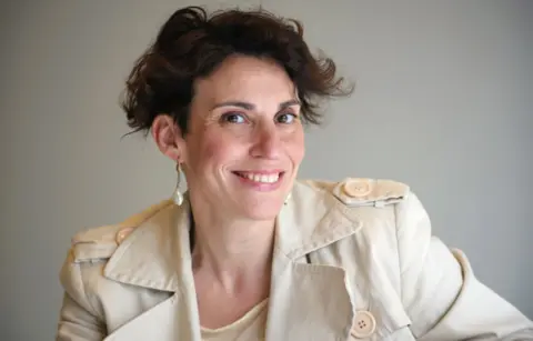 Upoznajte Stefaniju Auči, autorku romana čija je popularnost premašila naslove Elene Ferante - slika 1