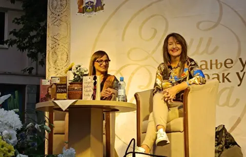 „Zmajeva žena“ predstavljena vranjanskoj čitalačkoj publici - slika 1