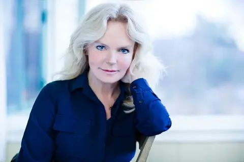 Lusinda Rajli: Osećam da sam ranije bila pripovedač, a sada sam i spisateljica - slika 1