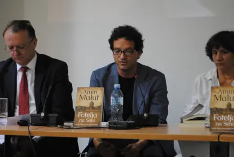 Predstavljena knjiga „Fotelja na Seni“ Amina Malufa - slika 4