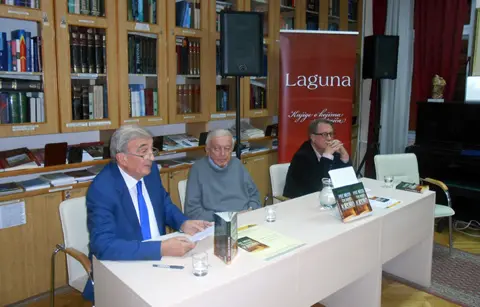 Održana promocija romana „Pre nego što bude kasno“ Dušana Miklje u Novom Sadu - slika 1