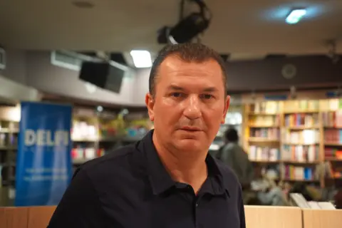 Enes Halilović o romanu „Bekos“: Živeti znači preživeti - slika 1