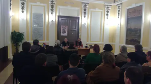 U Kačarevu je održana promocija knjige „Mesto u mećavi“ Aleksandra Žikića - slika 1