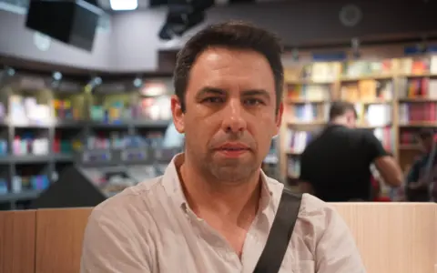 Bojan-Savi-Ostoji-by-Laguna