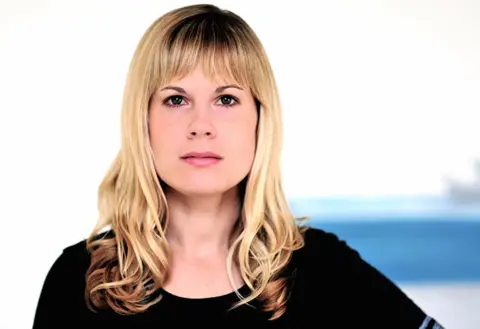 Lara Preskot: Spisateljica inspirisana Hladnim ratom, daktilografskim biroom agencije CIA i romanom „Doktor Živago“ - slika 1