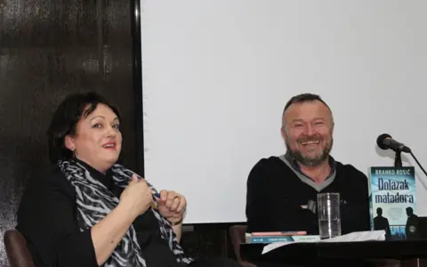 Predstavljen roman „Dolazak matadora“ u Užicu - slika 1