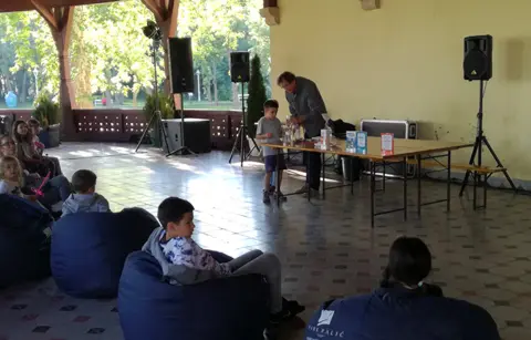 „Urnebesna hemija“ predstavljena na Paliću - slika 1