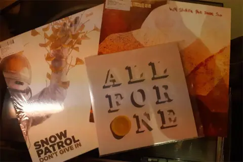 Vinili kao inpiracija - Zavirite u kolekciju ploča Dejana Stojiljkovića - slika 4