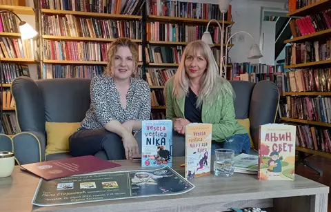 Lela Stojanović predstavila svoje knjige u Kostolcu - slika 1
