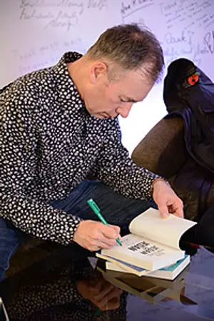 Britanski književnik Toni Parsons posle pet godina ponovo je u Beogradu - slika 1