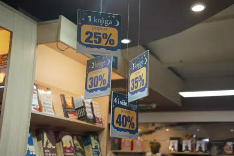 Noć knjige još danas! Iskoristite sjajne popuste! - slika 1