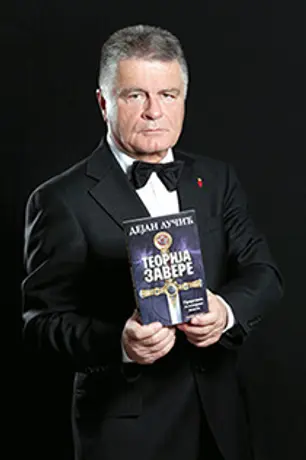 Dejan Lučić na tribini posvećenoj Svetskom danu borbe protiv side - slika 1