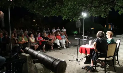 Ivana Dimić uspešno promoviše „Arzamas‟ u Crnoj Gori - slika 1