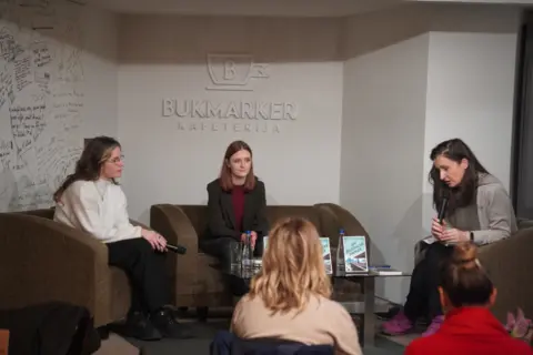 „Likovi Đira Asade nas podsećaju da čuda postoje“: održan poslednji Lagunin književni klub u ovoj godini - slika 1