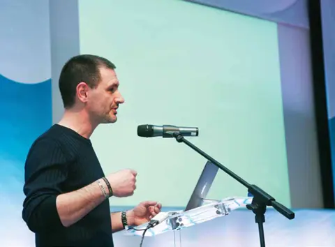 Igor Arih: Ja sam Bog - slika 1