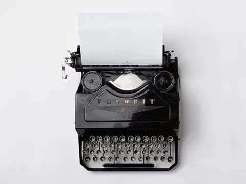 5 bitnih saveta Nila Gejmena o usavršavanju vašeg pisanja - slika 1