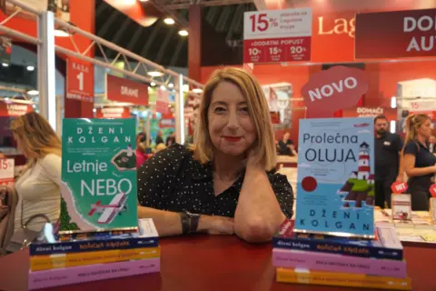 Dženi Kolgan: Čoveka najviše usrećuje da bude sa drugim ljudima - slika 1