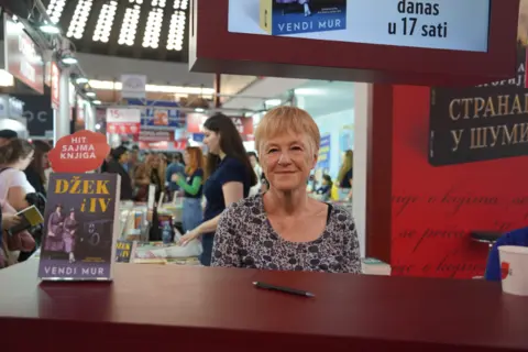 Vendi Mur: Ljubavna priča o dve Britanke koje su dale život za srpsku vojsku - slika 1