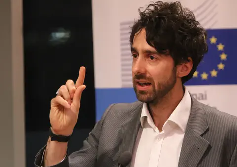 Radikali i tajne Silicijumske doline: intervju sa Džejmijem Bartletom - slika 1