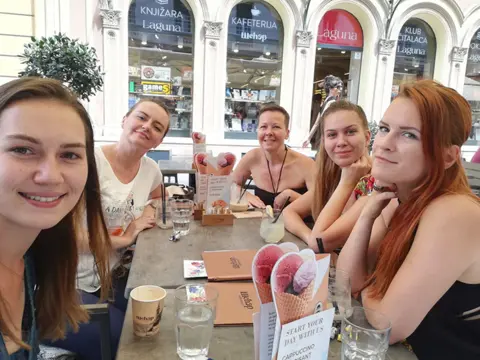 Sjajno druženje na prvom književnom klubu Delfi Kutka - slika 1