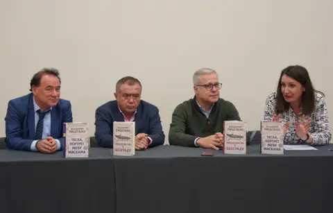 „Izabrana dela Vladimira Pištala“ u izdanju Lagune i Agore - slika 1