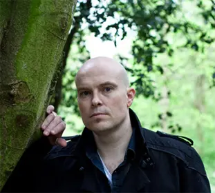 Ekskluzivni intervju: Adam Nevil, britanski književnik - slika 1