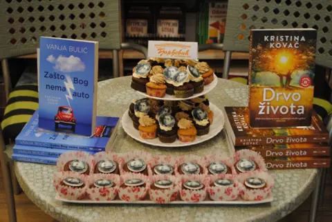 Knjižara Delfi u Vršcu nosi ime velikog pesnika Vaska Pope - slika 1