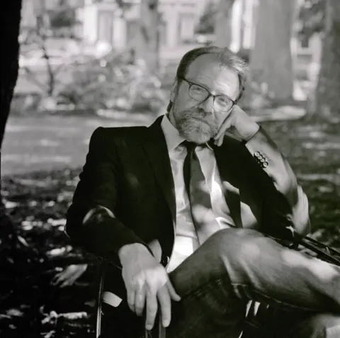 George-Saunders-David-Crosby-NOT-CLEARED-FOR-WORLD-dcrosby01gmail.com-2