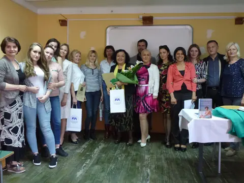 U Medicinskoj školi u Zemunu održana tribina o romanu „Helena ili o nemiru“ - slika 1