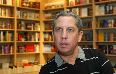 Giljermo Martines: Oksford, logika i ubistva... - slika 1