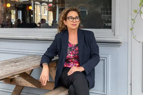 Monik Rofi: Moja sirena je autsajder baš kao i ja - slika 1