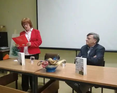 Promocija romana „Podvizi i stradanja Grofa od Takova“ u Topoli - slika 1