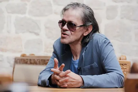 Dušan Vesić ‒ autor knjige „Bunt dece socijalizma“ - slika 1