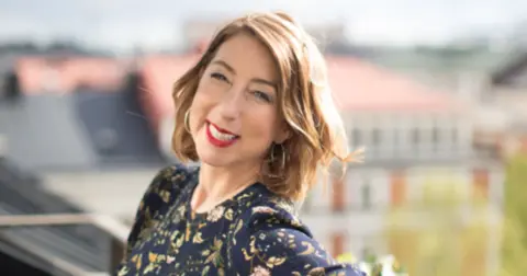 Dženi Kolgan o romanu „Prolećna oluja“: Kako pronaći put do ispunjenog života - slika 1