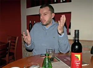 Pavle Zelić: Gradimo na masovnim grobnicama - slika 1