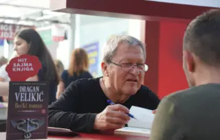 Dragan Velikić: Ljude nesreća opameti ili zakopa u mulj
