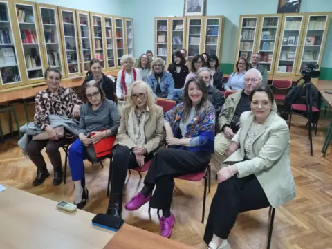 Ana Atanasković predstavila svoje stvaralaštvo čitalačkoj publici u Rači - slika 1