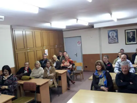 Knjiga „Miris mraka“ Miomira Petrovića predstavljena u Aranđelovcu - slika 2