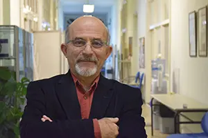 Prof. dr Staniša Stojiljković, autor čudesne knjige o ljudskom zdravlju „Moć i nemoć organizma“: Balkan ima lek za sve - slika 1