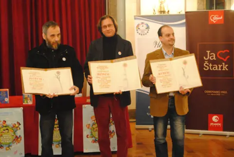 Nagrada „Neven“ dodeljena autorima „Urnebesne fizike“ - slika 1