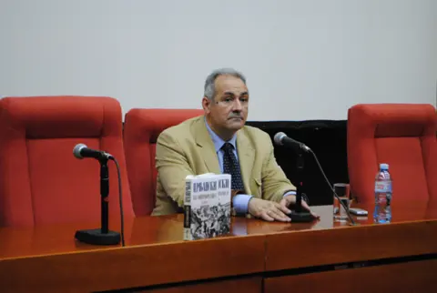 Predavanje prof. dr Mila Lompara o romanu Miloša Crnjanskog „Kod Hiperborejaca“ - slika 1