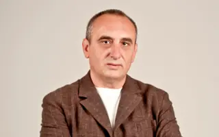 3 pitanja za... Vladu Arsića