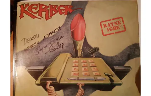 Vinili kao inpiracija - Zavirite u kolekciju ploča Dejana Stojiljkovića - slika 3