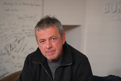 Srđan Valjarević: „List na korici hleba“ ima svoju sirovost i svežinu, i mnogo neznanja, ali ničeg čega bih se stideo - slika 1