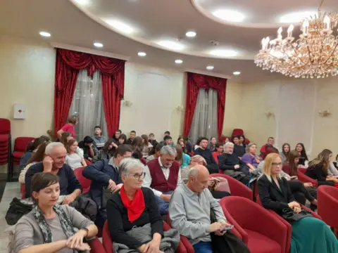 Roman „Moja ljubav Nikola Tesla“ predstavljen čitaocima u Lazarevcu - slika 2