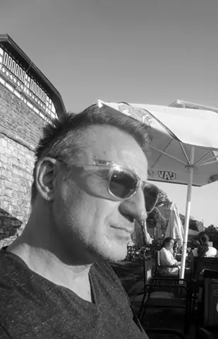 Intervju sa Zoranom Ž. Paunovićem: Običan čovek nije junak, a trebalo bi da bude - slika 1