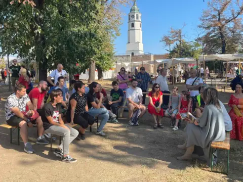 „Zmajeva žena“ predstavljena na festivalu „Beli orlovi“ - slika 1