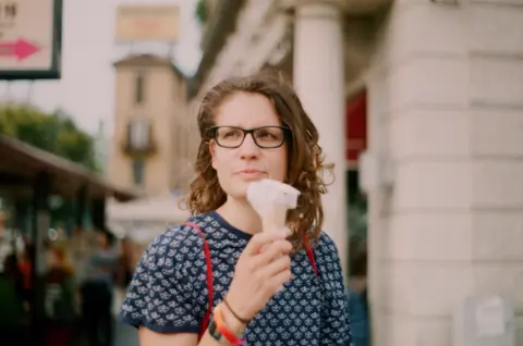 Jasna Žmak: Šutnja, sram, potiskivanje, sakrivanje – tako naša kultura tretira seksualnost - slika 1