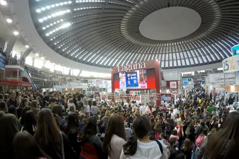 Subota na štandu Lagune – Raspored potpisivanja i aktivnosti - slika 1